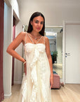 Abito lungo in tulle con volant