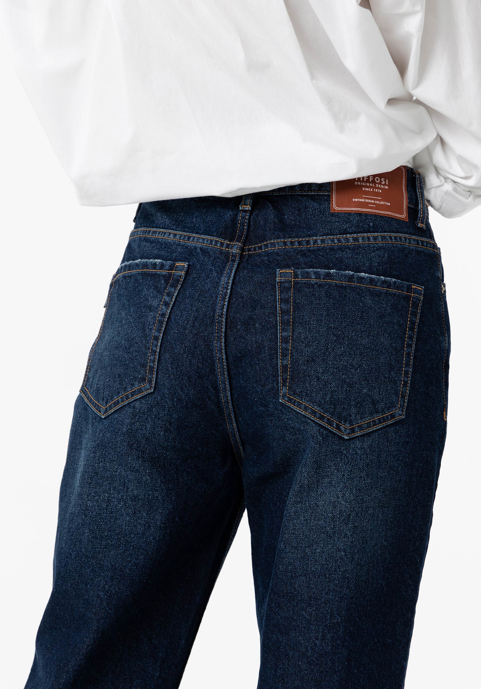 Denim Mom Tapared