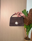 Borsa Shania