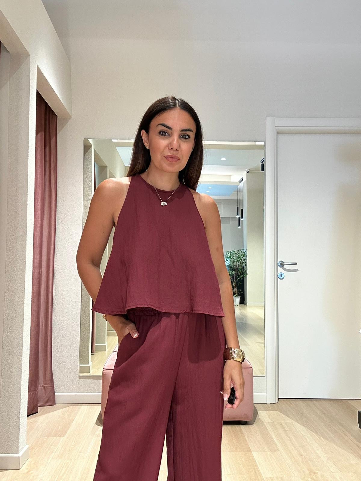 Coordinato in con top smanicato