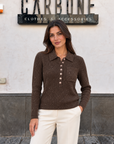 Maglia polo mélange 7000 cioccolato indossata