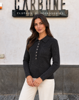 Maglia polo mélange 7000 nero indossata